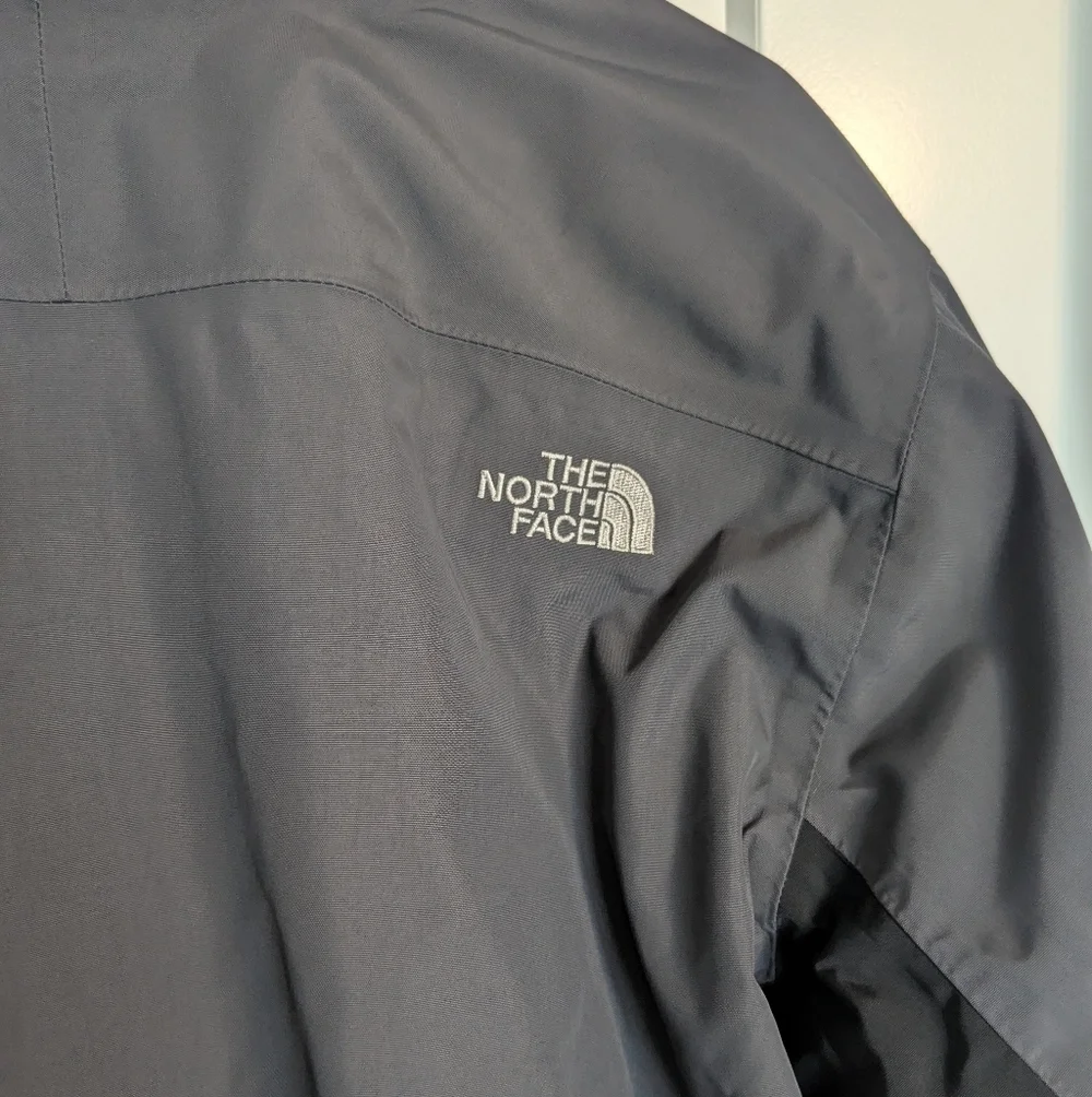 The North Face Hyvent 3-in-1 Men's Jacket - Grey, Black, Red sz XL